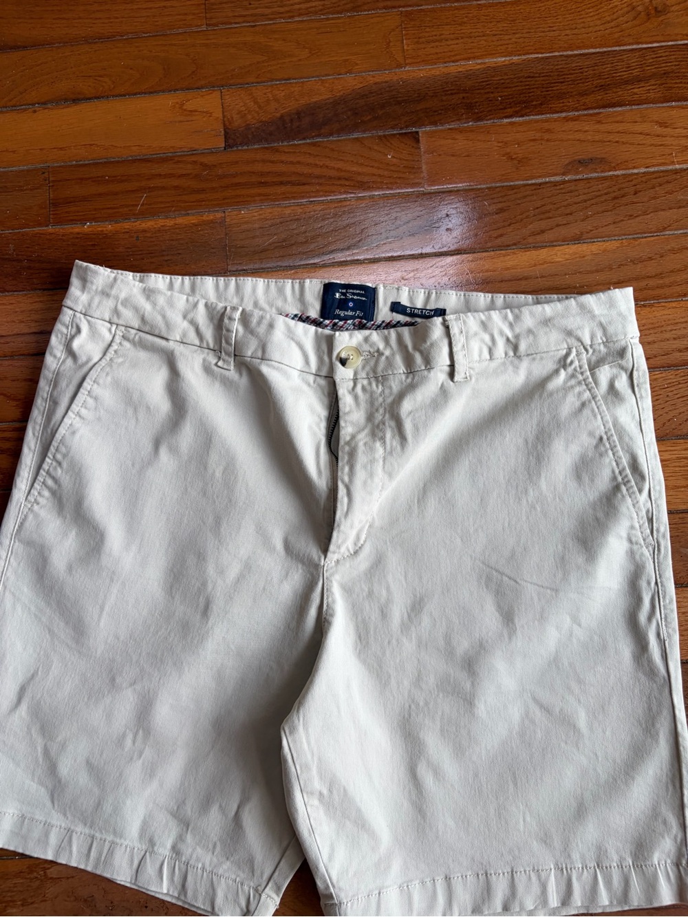 Men's Ben Sherman Stretch Classic Chino Shorts in Light Beige